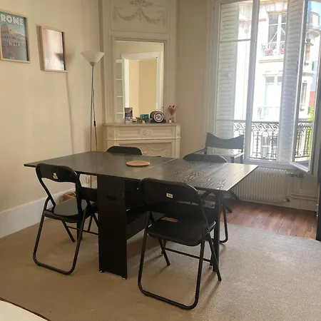 Stendhal Apartmán *